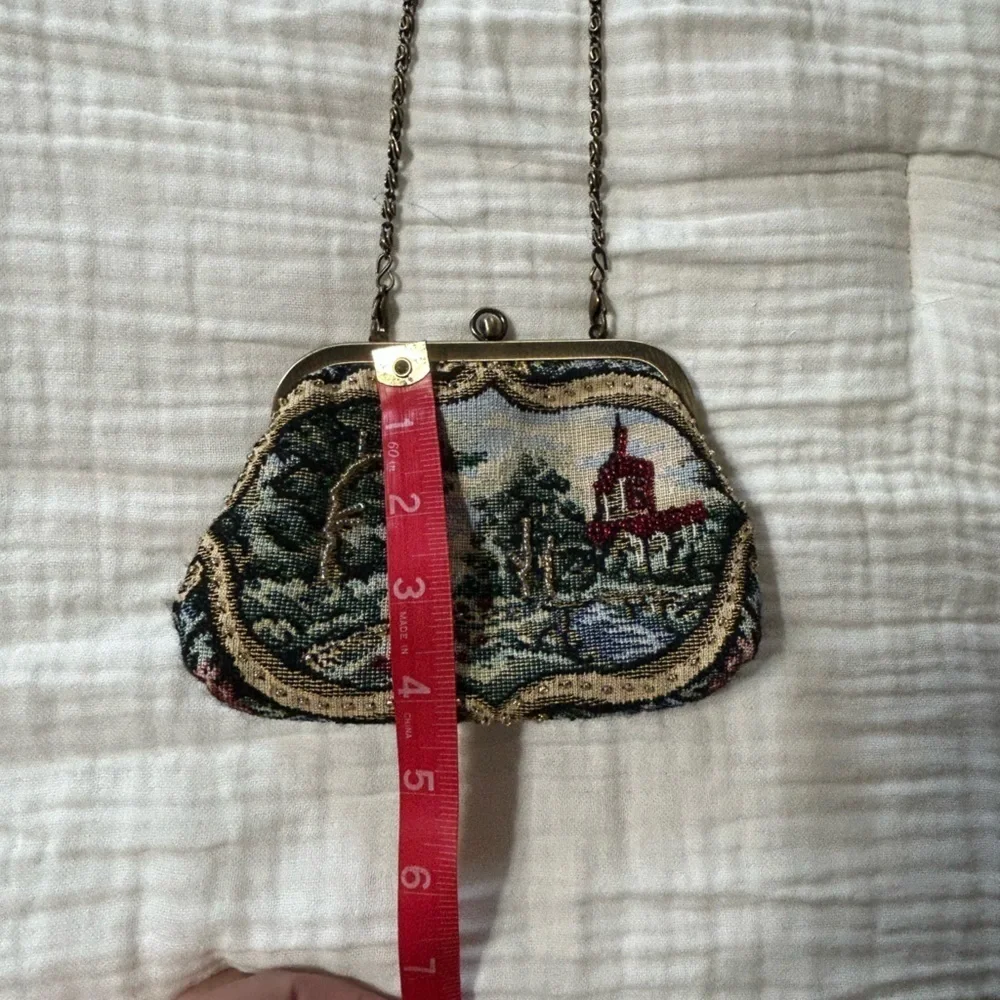 Carlo Fellini Vintage Tapestry Beaded Kiss Lock Purse Bag crossbody